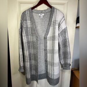 Willam Rast open front cardigan‎ striped with button.